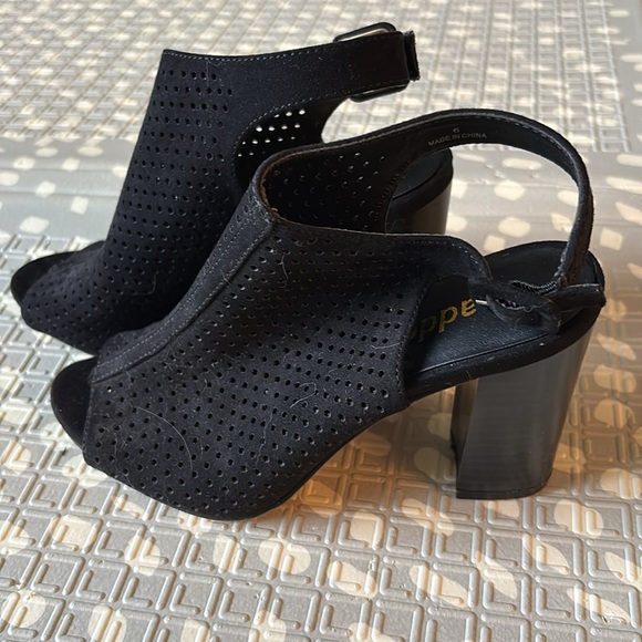 Open Toe Booties - Picture 3 of 7